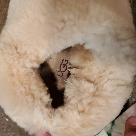 UGG Ankle Boots - Picture 9 of 10